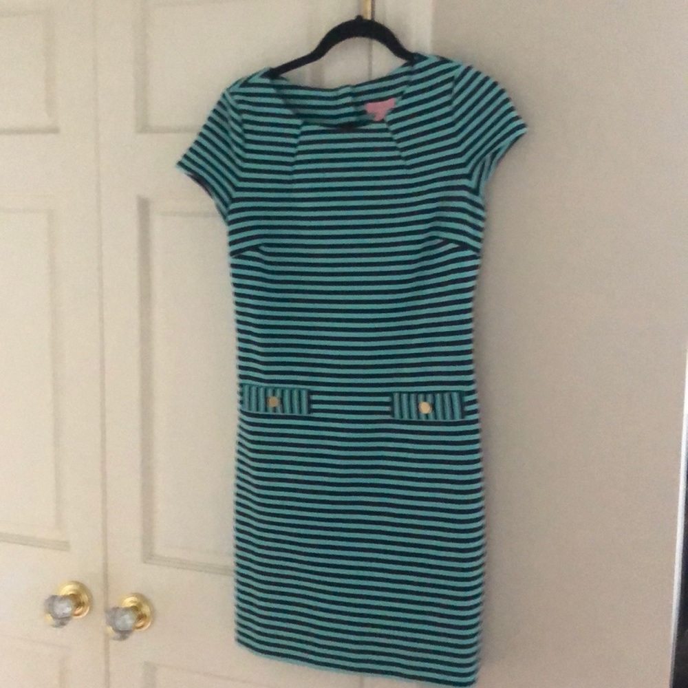 LILLY Pulitzer short sleeve dress